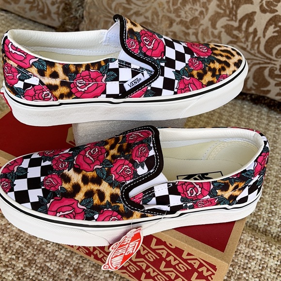 Vans Men’s Classic Slip On Rose/Animalchck Trwht Sneakers - Picture 13 of 16